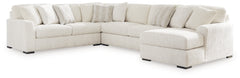 Chessington Sectional