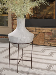 Sectionals for Less - Ashley Furniture - Estonbank Vase - Vase Set / Distressed Cream - A2000748A1
