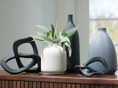 Sectionals for Less - Ashley Furniture - Leithick Accessory Set (Set of 5) - Accessory Set (5/CN) / Black/Tan/Gray - A2C00211