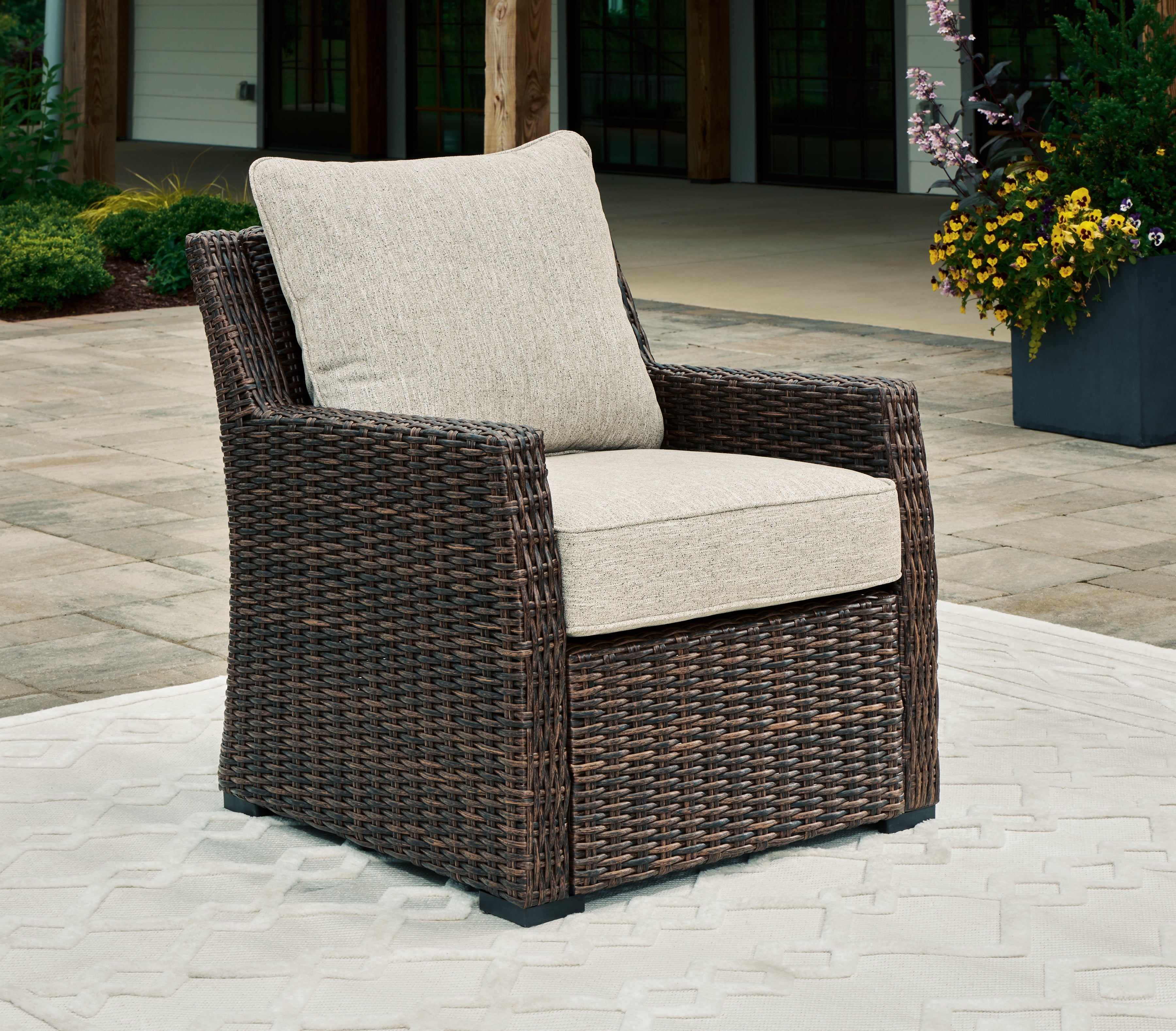 Sectionals for Less - Ashley Furniture - Brook Ranch Outdoor - Sofa SEC/Bench w/CUSH (3/CN) / Brown - P465-822