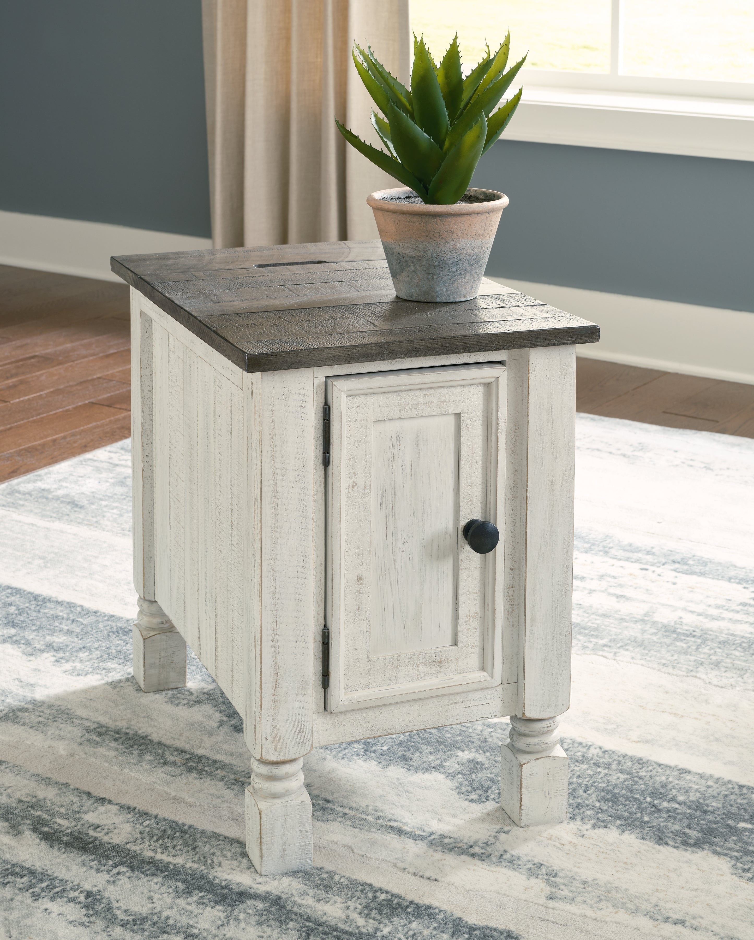 Sectionals for Less - Ashley Furniture - Havalance Chairside End Table - Chair Side End Table / White/Gray - T994-7
