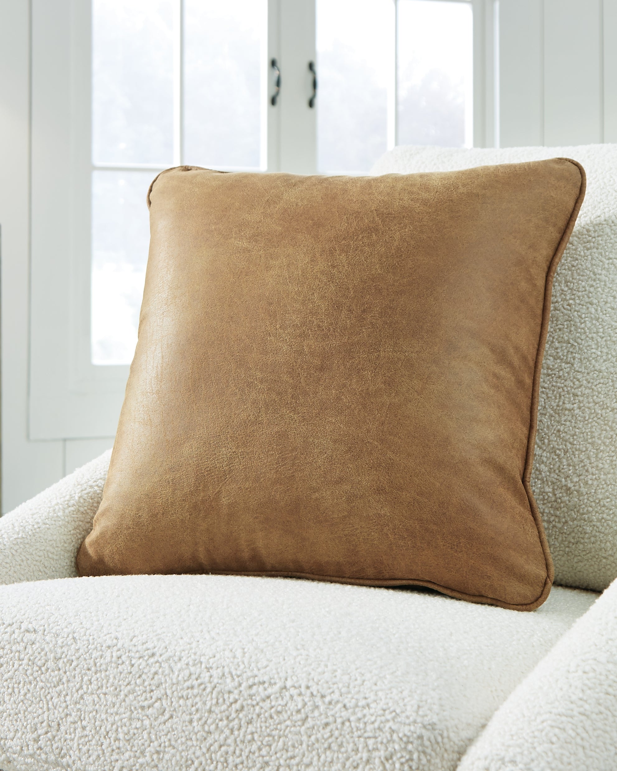 Sectionals for Less - Ashley Furniture - Cortnie Pillows - Pillow (4/CS) / Caramel - A1000953