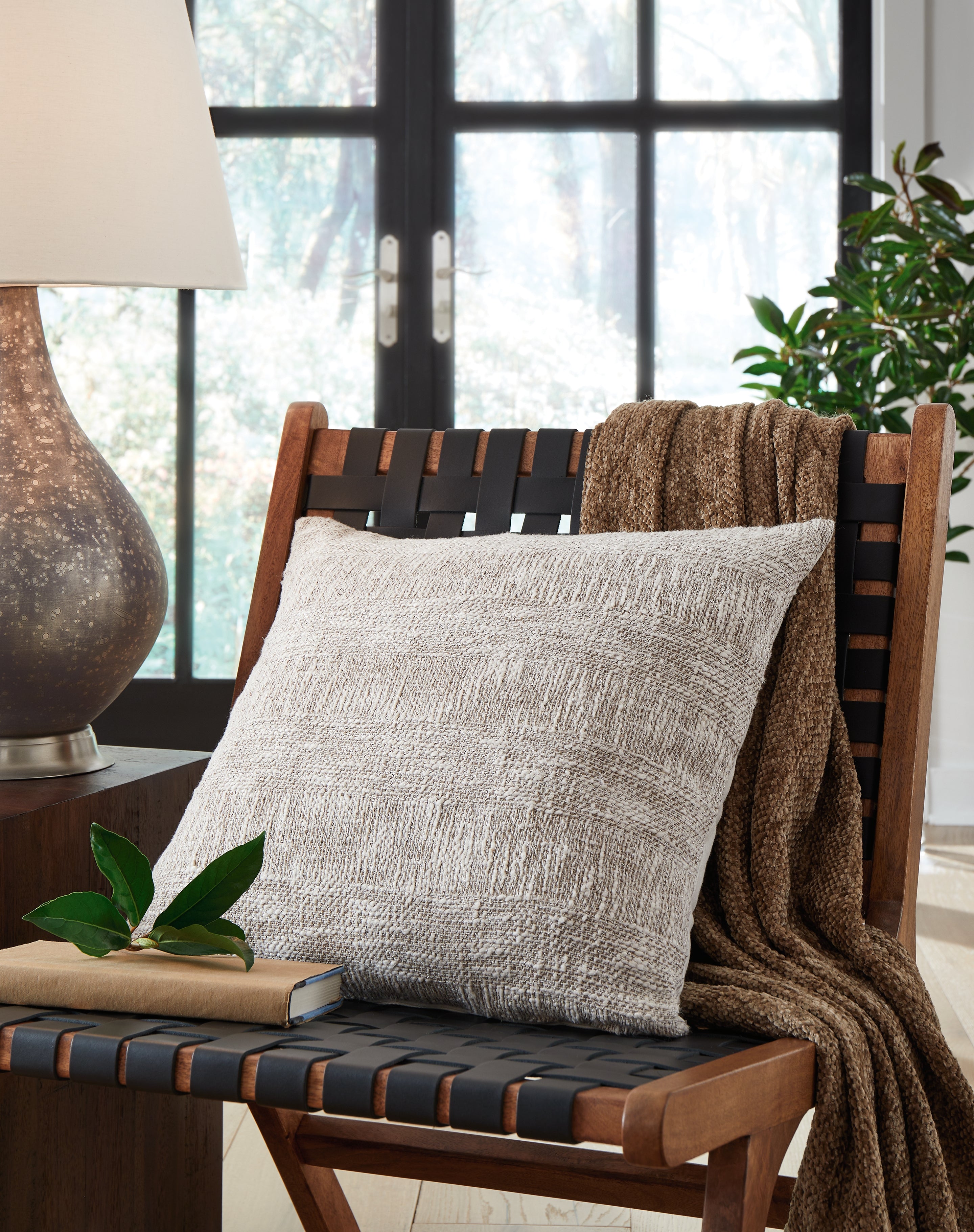 Sectionals for Less - Ashley Furniture - Carddon Pillows - Pillow (4/CS) / Brown/White - A1000971