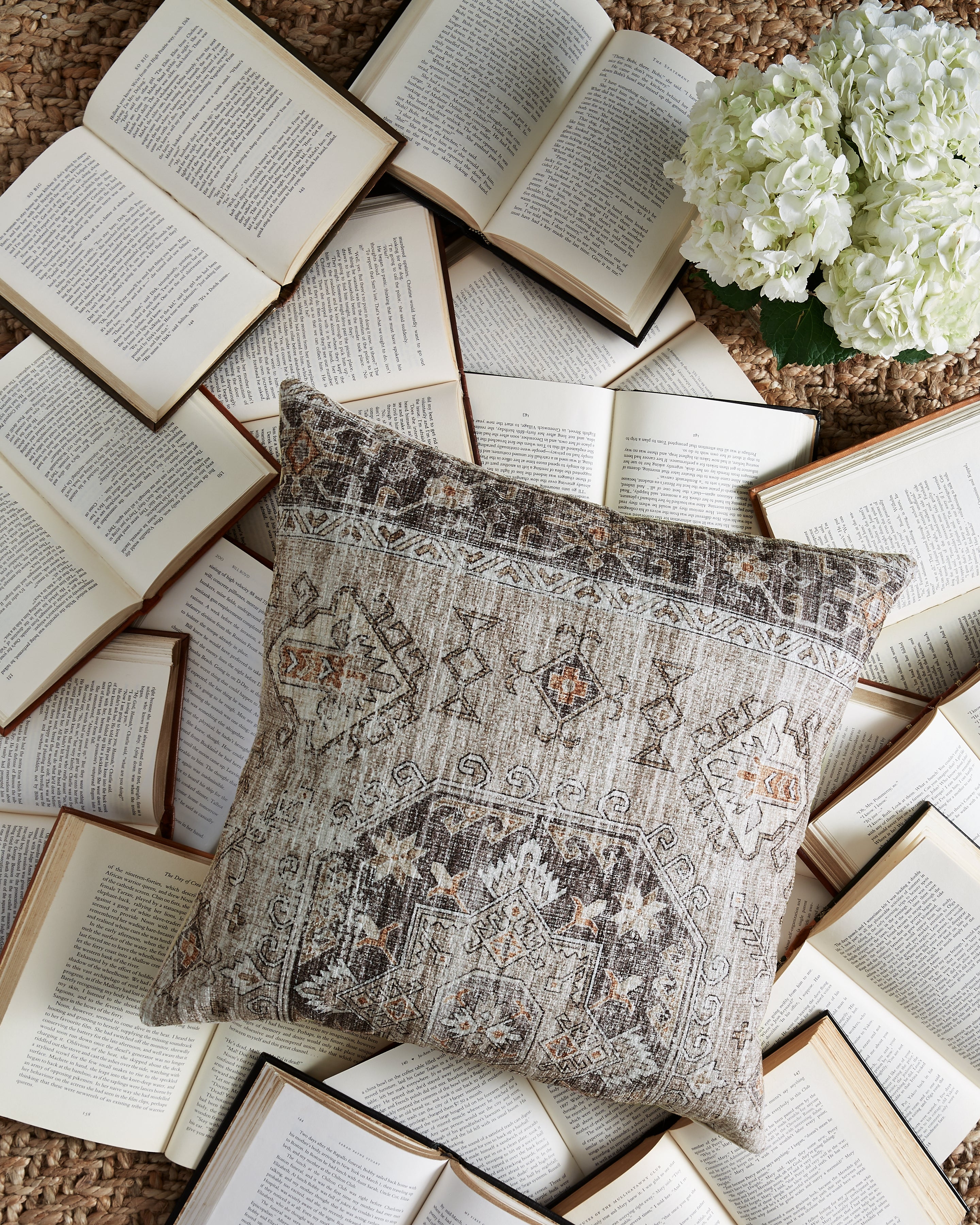 Sectionals for Less - Ashley Furniture - Roseridge Pillows - Pillow (4/CS) / Brown/Black/Cream - A1000972