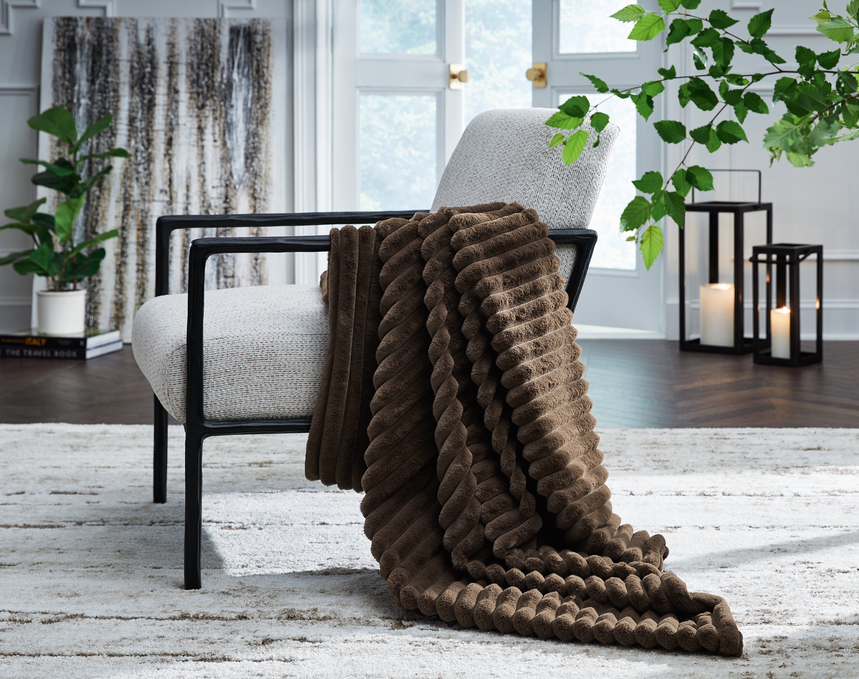 Sectionals for Less - Ashley Furniture - Alsonwell Throw - Throw / Brown - A1001082T