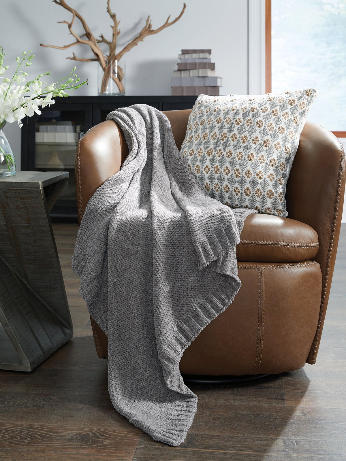 Sectionals for Less - Ashley Furniture - Anawood Throw (Set of 3) - Throw (3/CS) / Gray - A1001097