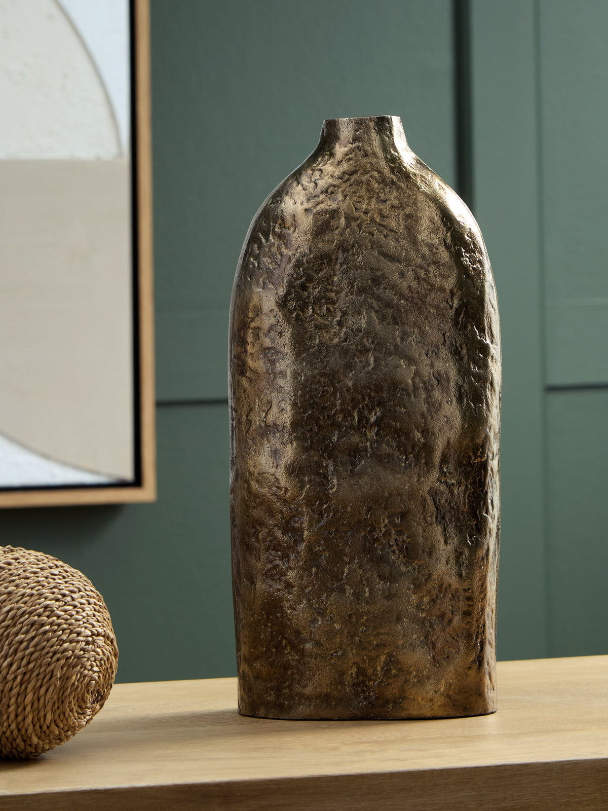 Sectionals for Less - Ashley Furniture - Wallmond Vase - Vase / Antique Brass Finish - A2000822