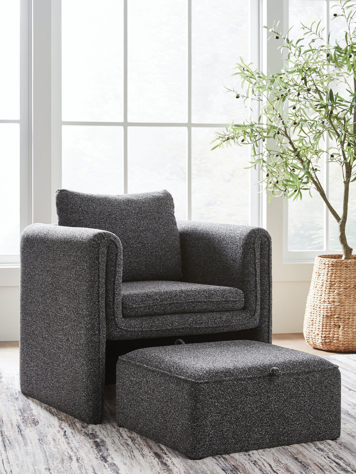 Sectionals for Less - Ashley Furniture - Vreni Accent Chair - Accent Chair / Charcoal/Black - A3000754