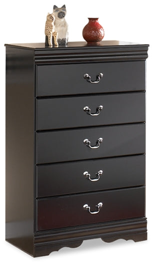 Sectionals for Less - Ashley Furniture - Huey Vineyard Bedroom - Five Drawer Chest / Black - B128-46