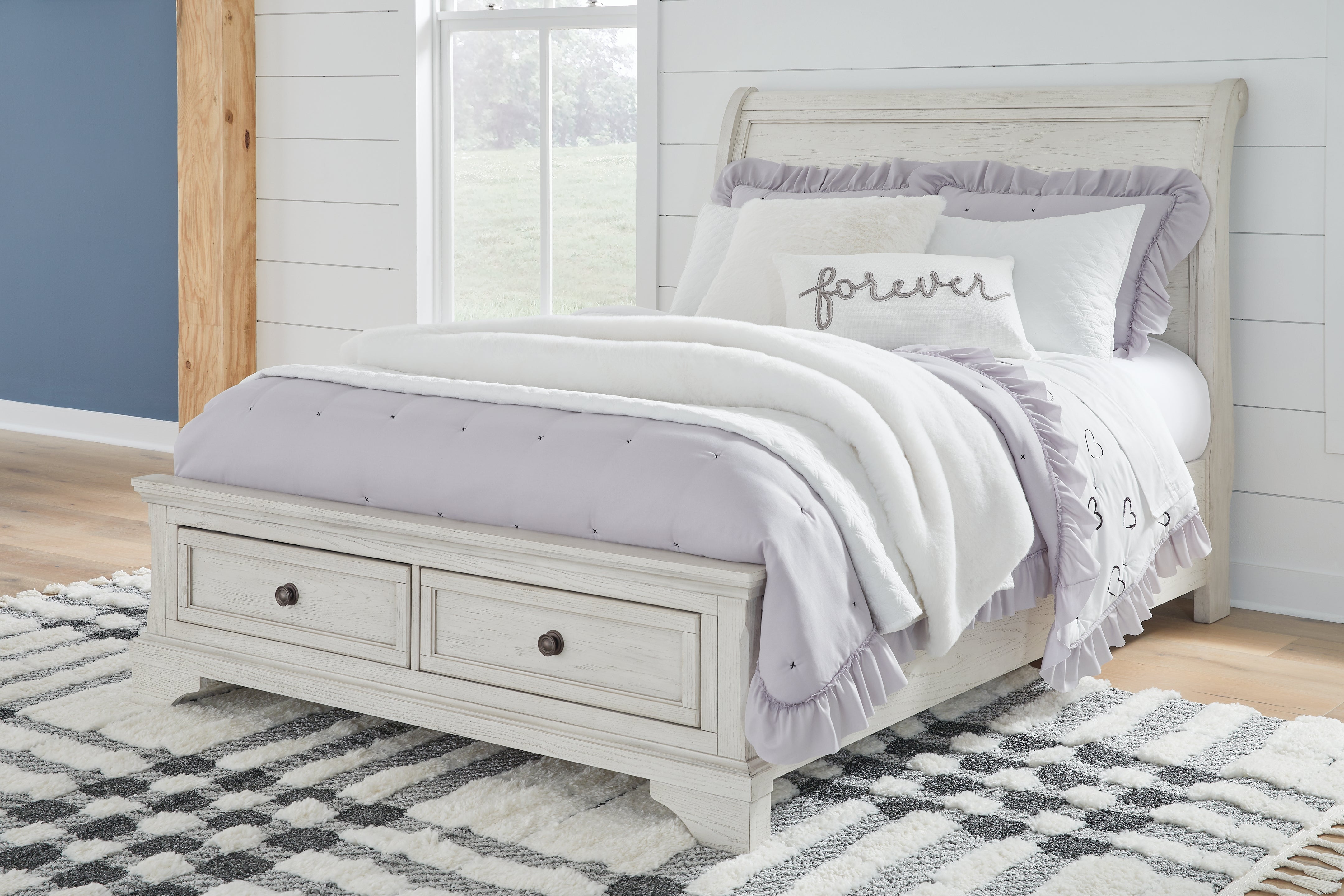 Sectionals for Less - Ashley Furniture - Robbinsdale Bedroom - Full Sleigh Storage Bed / Antique White - B742B13