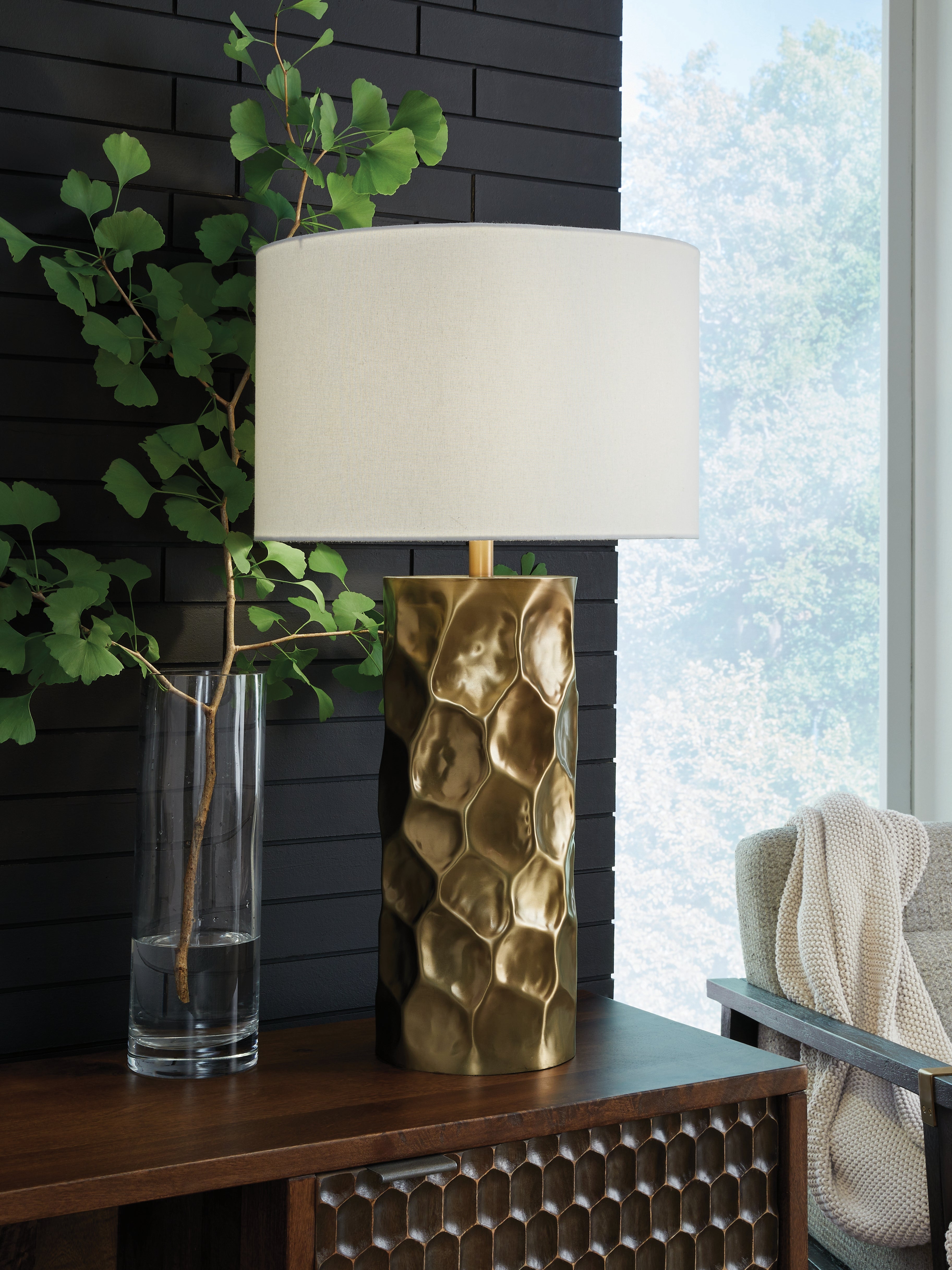 Sectionals for Less - Ashley Furniture - Marshawn Lighting - Metal Table Lamp (1/CN) / Gold Finish - L207524