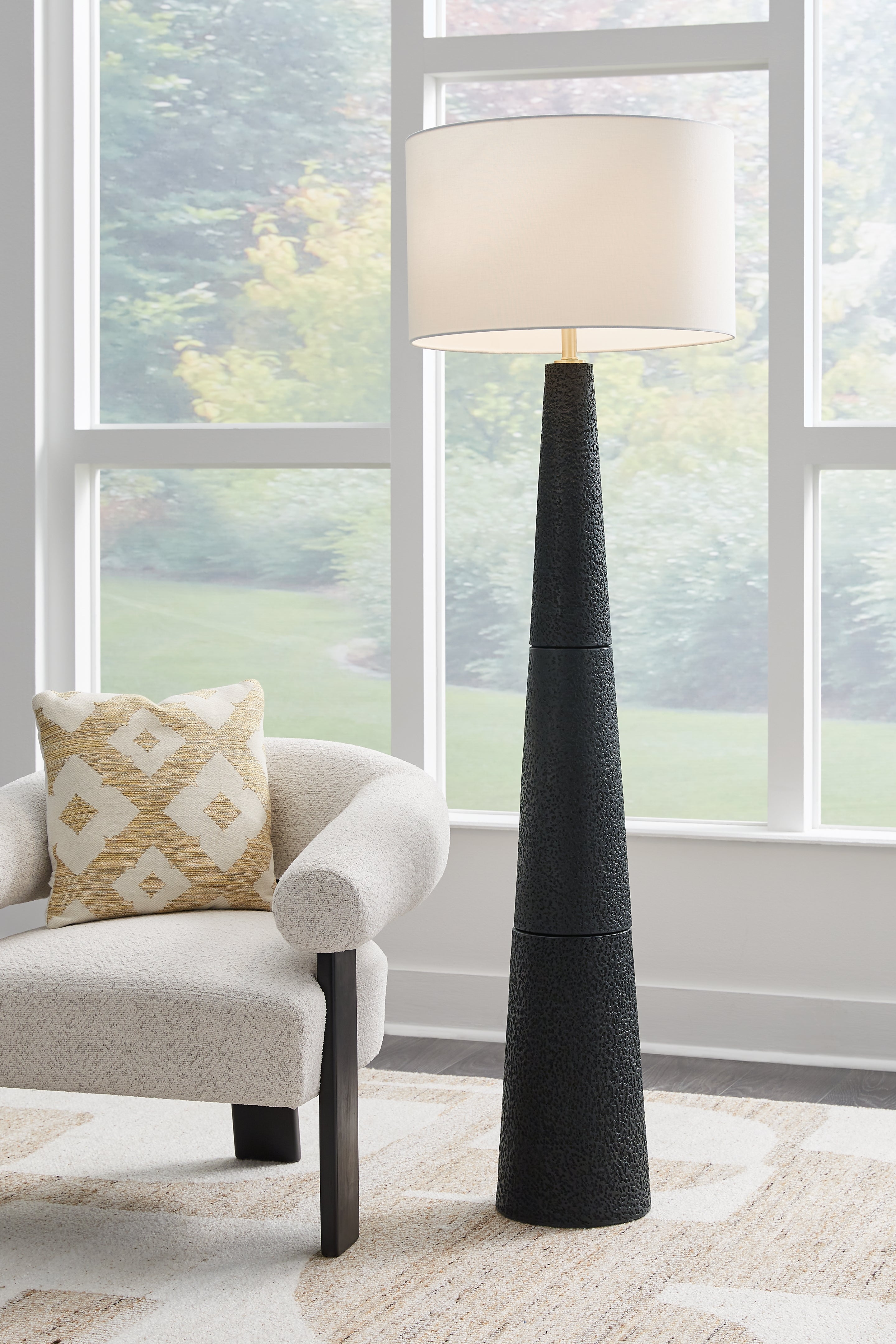 Sectionals for Less - Ashley Furniture - Hallburg Lighting - Poly Floor Lamp (1/CN) / Black - L235761