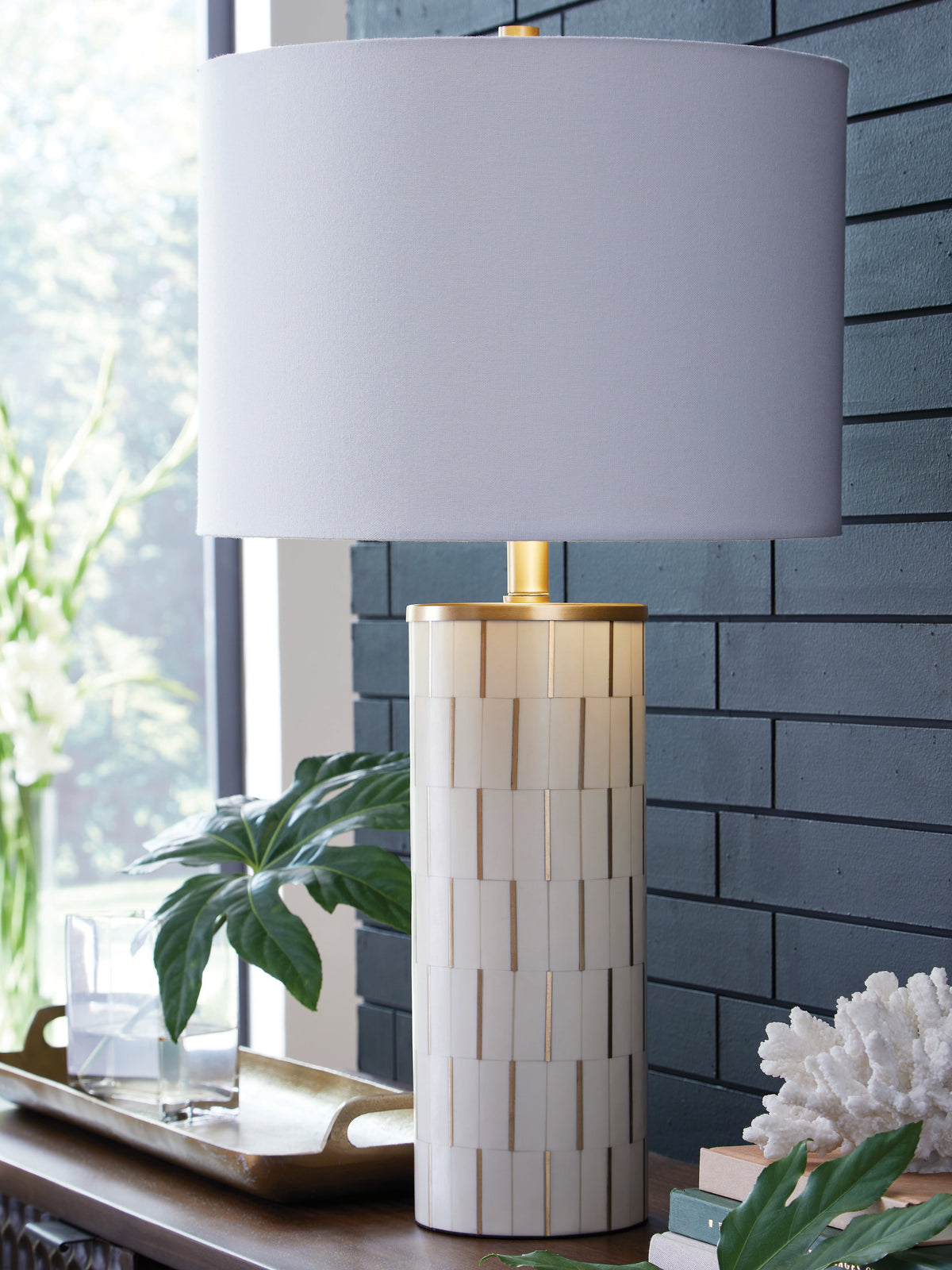 Sectionals for Less - Ashley Furniture - Faridworth Lighting - Poly Table Lamp (1/CN) / White/Gold Finish - L235954