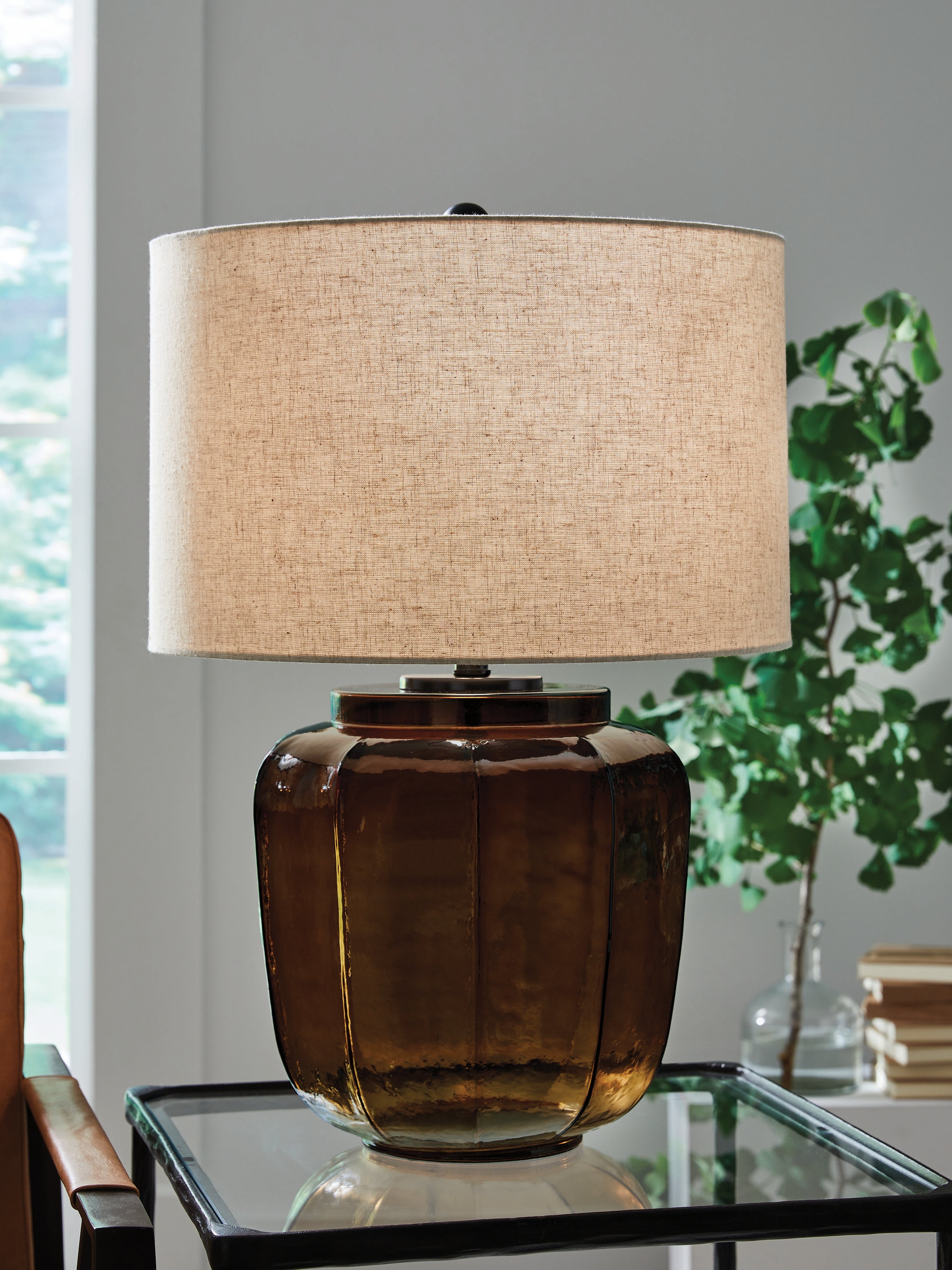 Sectionals for Less - Ashley Furniture - Bainmore Lighting - Glass Table Lamp (1/CN) / Amber - L430914