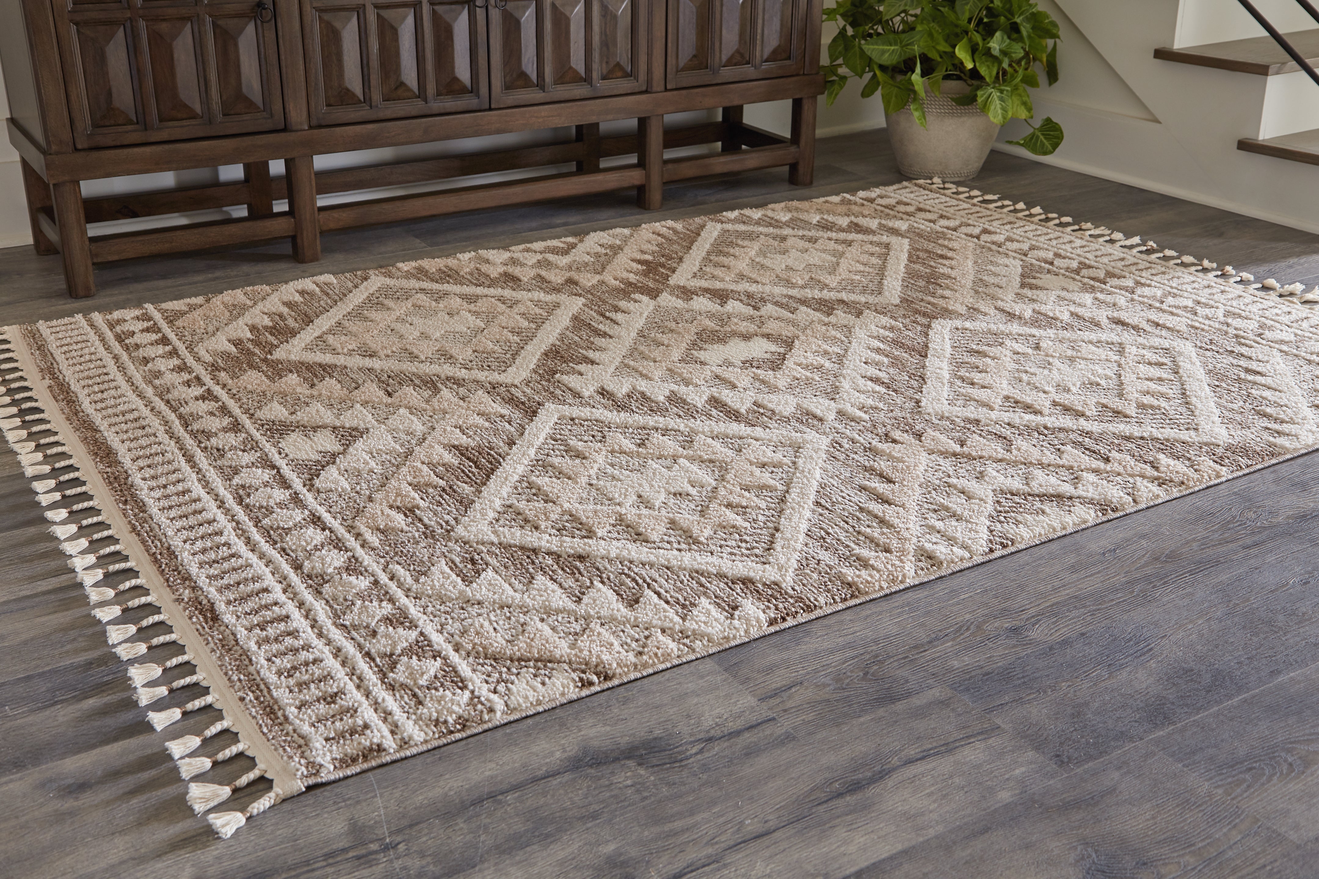 Sectionals for Less - Ashley Furniture - Odedale Rug - 8' x 10' Rug / Tan/Cream - R406061