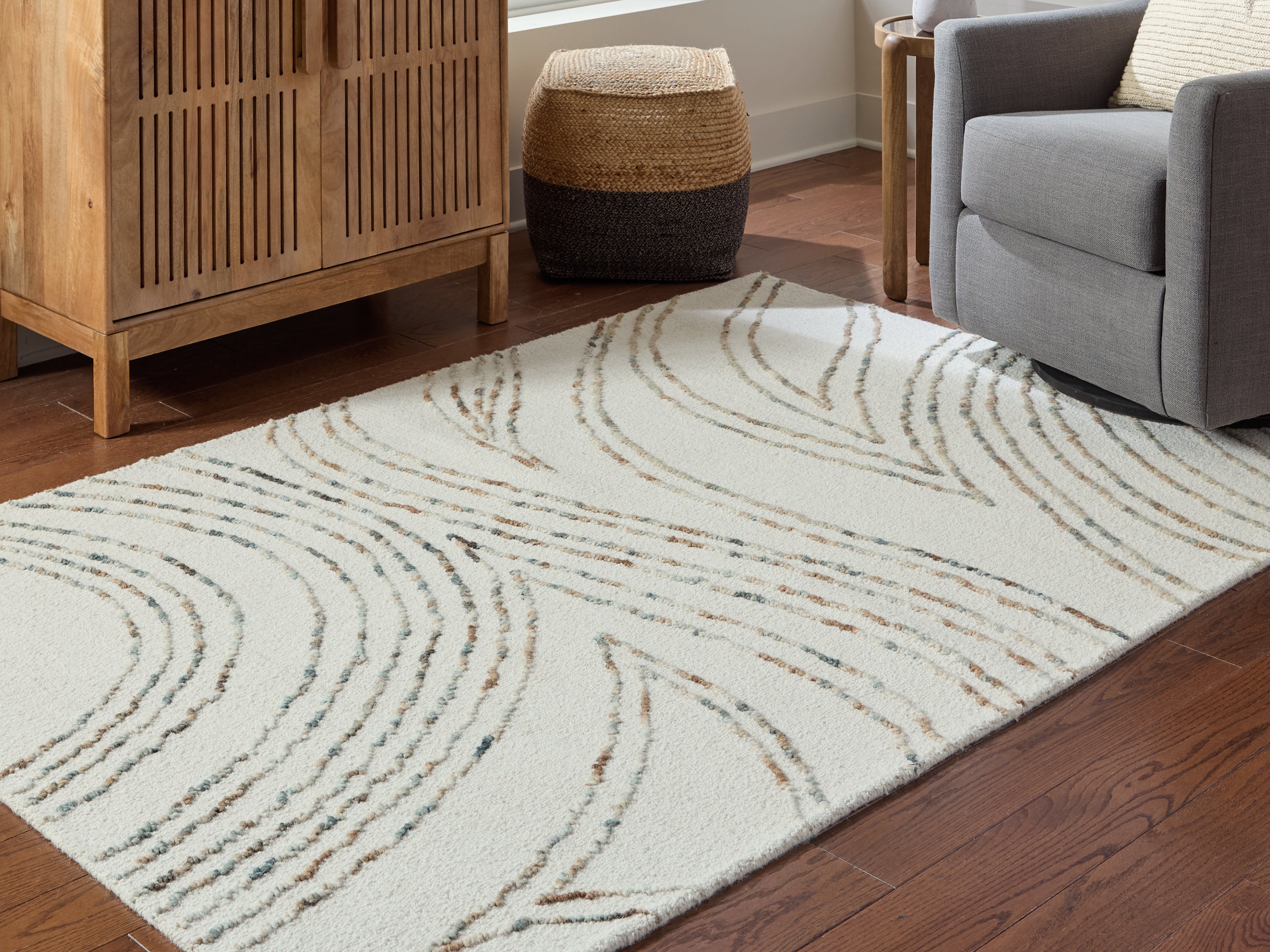 Sectionals for Less - Ashley Furniture - Deenbury Rug - 5' x 7' Area Rug / Ivory/Green/Brown - R407862
