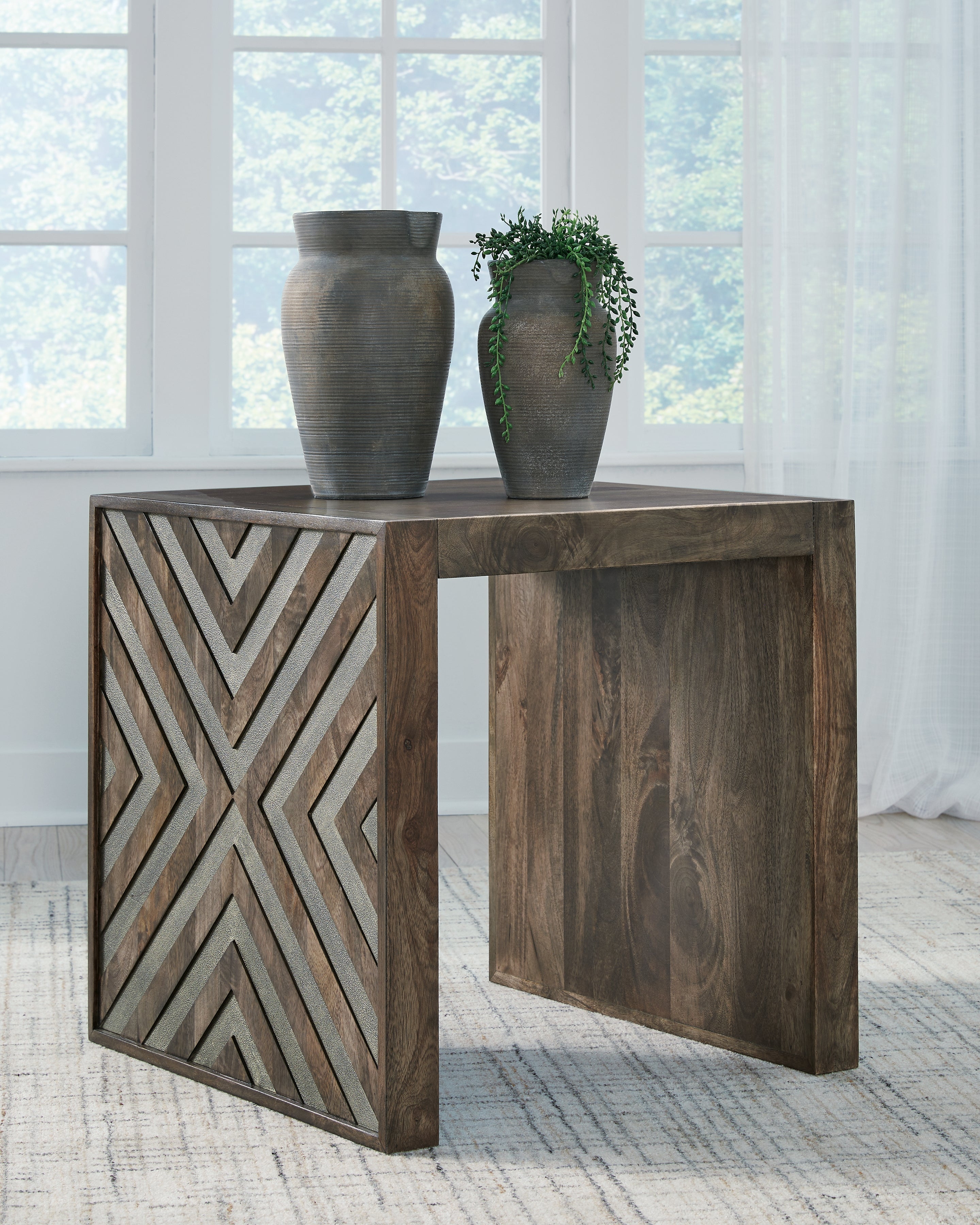 Sectionals for Less - Ashley Furniture - Dreggan End Table - Square End Table / Brown - T567-2