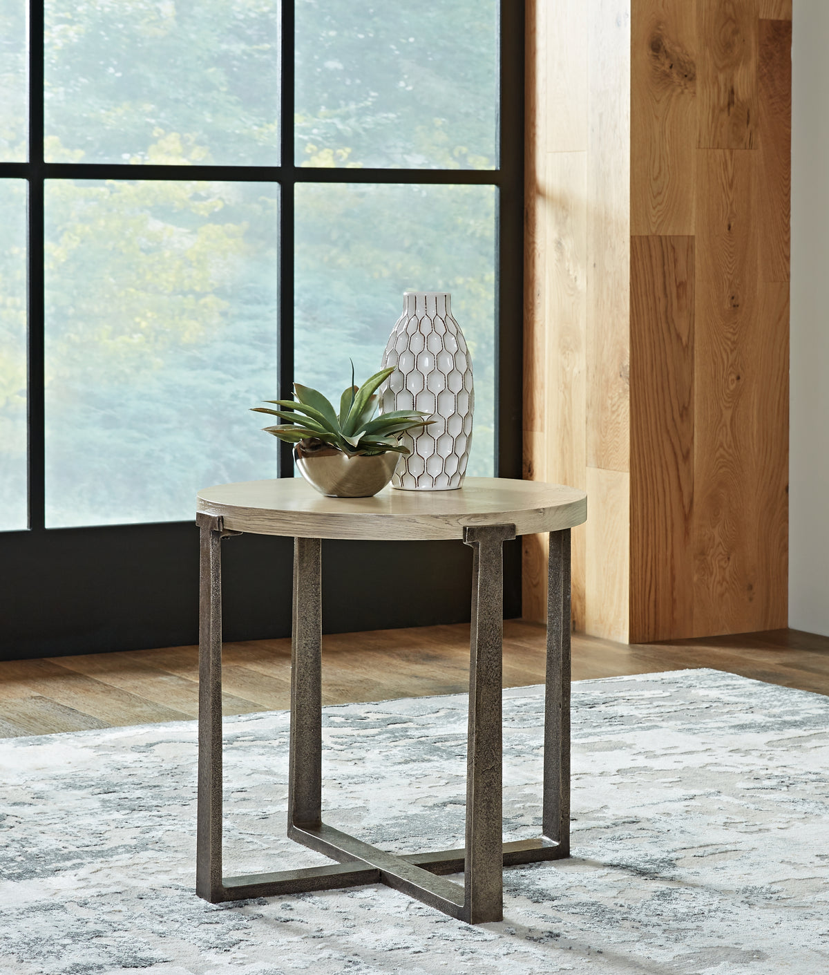 Sectionals for Less - Ashley Furniture - Dalenville End Table - Round End Table / Gray - T965-6